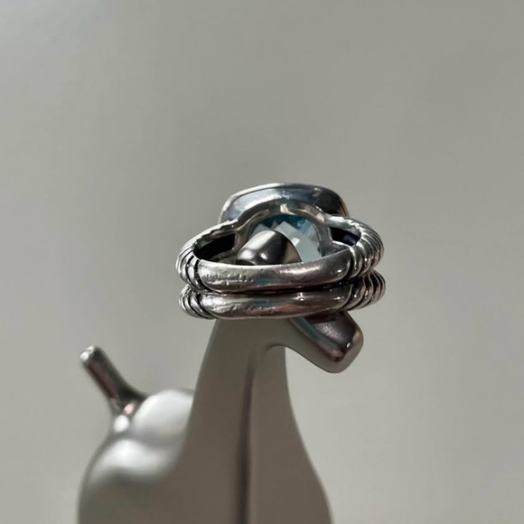 David Yurman Albion® Ring with Blue Topaz and Pavé Diamonds, 11m - Picture 8 of 9